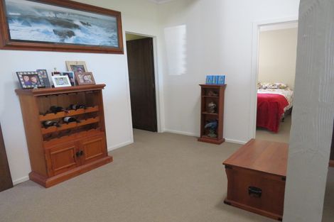 Photo of property in 127 Matakohe East Road, Matakohe, 0593