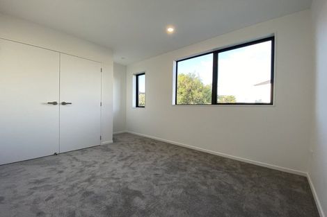 Photo of property in 15d Tabitha Crescent, Henderson, Auckland, 0612