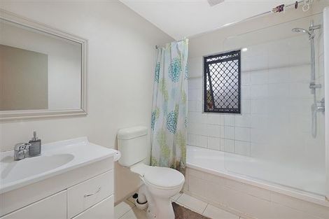 Photo of property in 66c Dundale Avenue, Blockhouse Bay, Auckland, 0600