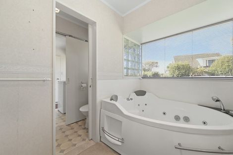 Photo of property in 2 Lindoch Avenue, Te Puna, Tauranga, 3174