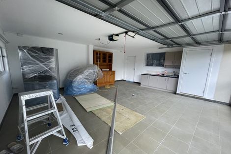 Photo of property in 627 Beach Road, Rothesay Bay, Auckland, 0630