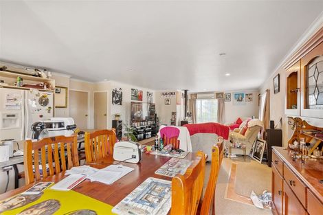 Photo of property in 51 Broadfield Street, Massey, Auckland, 0614