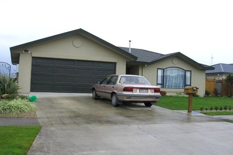 Photo of property in 10 Aspen Way, Kelvin Grove, Palmerston North, 4414