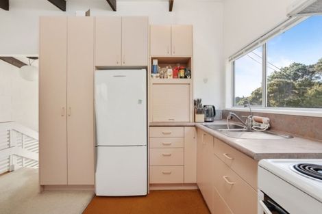 Photo of property in 8/7 Balmain Road, Birkenhead, Auckland, 0626