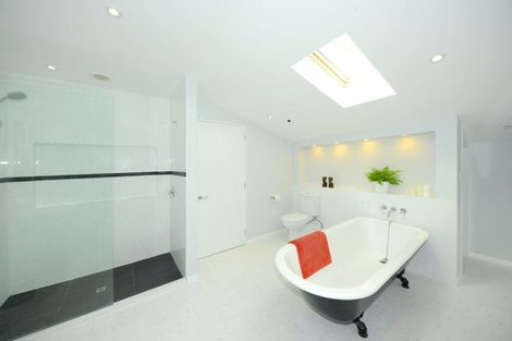 Photo of property in 49a Hackthorne Road, Cashmere, Christchurch, 8022