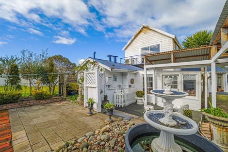 Photo of property in 75 Vogel Street, Woodville, 4920