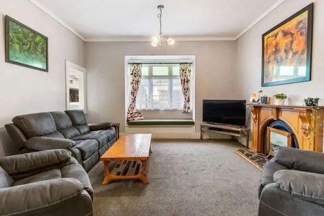 Photo of property in 35 Takanini School Road, Takanini, 2112