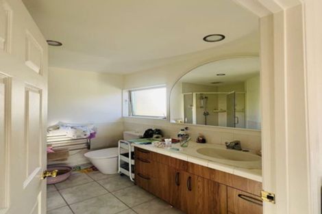 Photo of property in 15 Constable Lane, West Harbour, Auckland, 0618