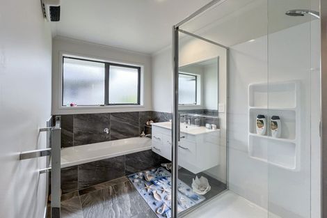 Photo of property in 18 Digby Place, Waipu, 0510