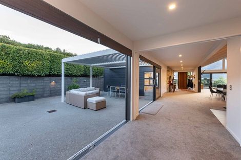 Photo of property in 1 Clearview Street, Wanaka, 9305
