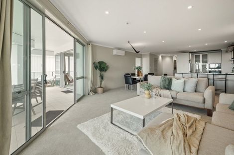 Photo of property in 201/136 Marine Parade, Mount Maunganui, 3116