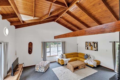 Photo of property in 3265 South Head Road, South Head, Helensville, 0874