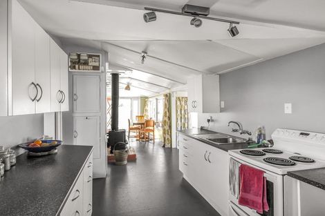 Photo of property in 18 Shelswell Street, Westport, 7825
