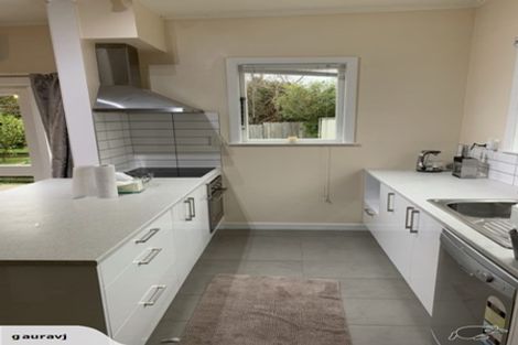 Photo of property in 28 Davidson Crescent, Tawa, Wellington, 5028