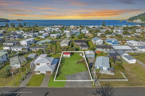 Photo of property in 210 Hauturu Street, Whangamata, 3620