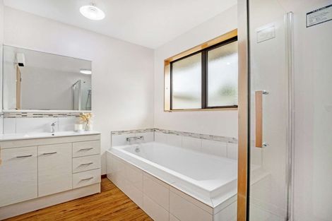 Photo of property in 10 Innisfree Place, Northwood, Christchurch, 8051