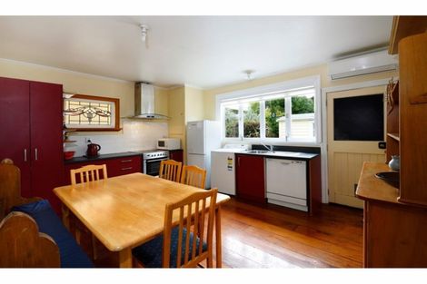 Photo of property in 143 Tasman Street, Nelson, 7010
