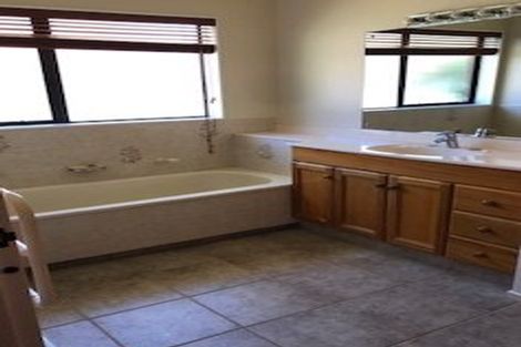 Photo of property in 61 Charles Prevost Drive, The Gardens, Auckland, 2105