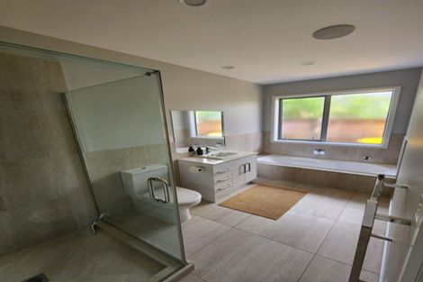 Photo of property in 18 Skipjack Pass, Silverdale, 0932