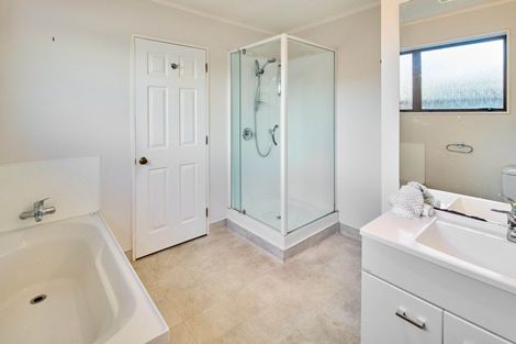 Photo of property in 2/3 Mahoe, Hutt Central, Lower Hutt, 5010