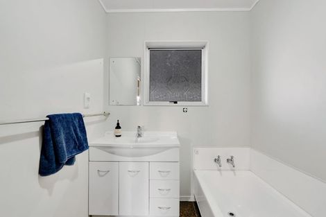 Photo of property in 224 Parklands Avenue, Bell Block, New Plymouth, 4312