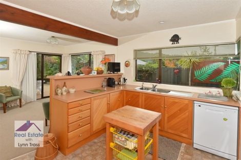 Photo of property in 8a Heron Place, Maunu, Whangarei, 0110