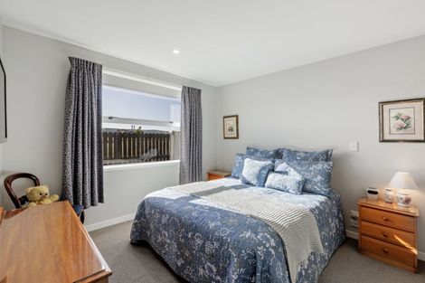 Photo of property in 20 Marion Crescent, Papamoa Beach, Papamoa, 3118