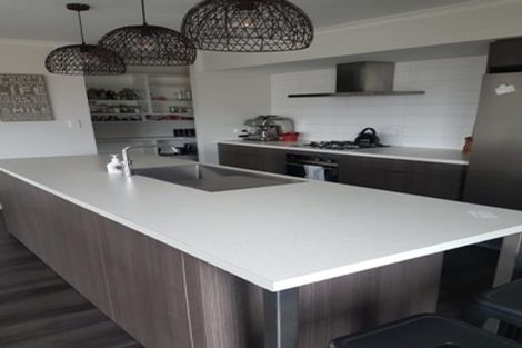 Photo of property in 42 Margaret Shields Avenue, Aotea, Porirua, 5024