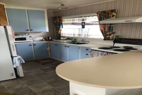 Photo of property in 231a Birkdale Road, Birkdale, Auckland, 0626