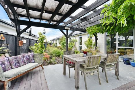 Photo of property in 27 Westpark Boulevard, Rangiora, 7400