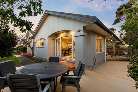 Photo of property in 4 Petrel Lane, Whitby, Porirua, 5024