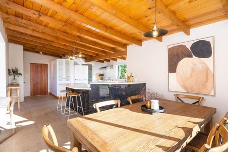 Photo of property in 39 Raratu Road, Kahuranaki, Havelock North, 4295