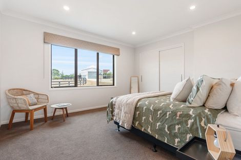 Photo of property in 98 Dyke Road, Karaka, Papakura, 2580