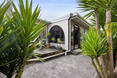 Photo of property in 20 Cutfield Street, Inglewood, 4330