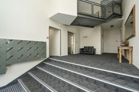 Photo of property in Metro Apartments, 11/220 Thorndon Quay, Pipitea, Wellington, 6011