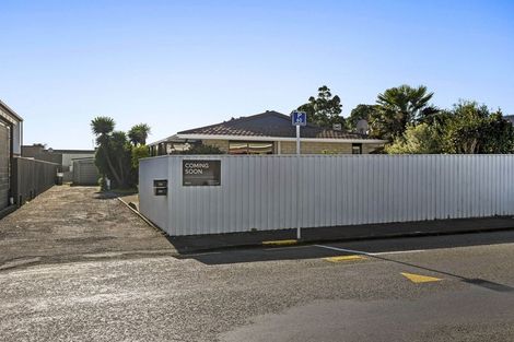 Photo of property in 5a Clemow Road, Fitzroy, New Plymouth, 4312