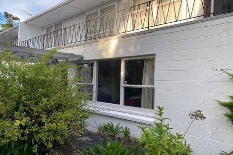 Photo of property in 60-62 Exmouth Road, Northcote, Auckland, 0627