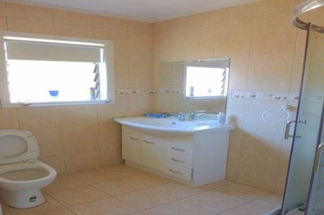 Photo of property in 62a Seabrook Avenue, New Lynn, Auckland, 0600