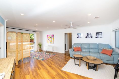 Photo of property in 60 Le Quesne Road, Bay View, Napier, 4104