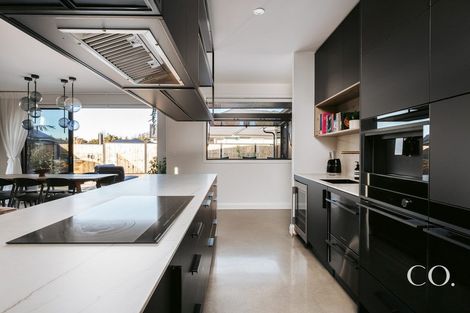 Photo of property in 8 Valabrina Drive, Omokoroa, 3114