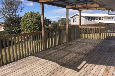 Photo of property in 38 Shakespear Road, Army Bay, Whangaparaoa, 0930