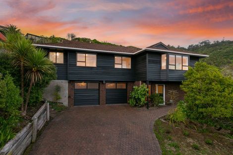 Photo of property in 18 Satara Crescent, Khandallah, Wellington, 6035