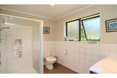 Photo of property in 4 Kotare Heights, Kerikeri, 0230