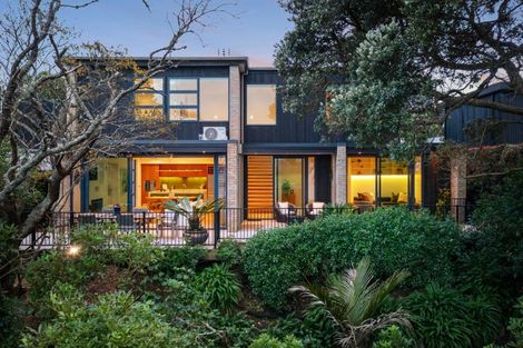 Photo of property in 48a Sunny Brae Crescent, Westmere, Auckland, 1022