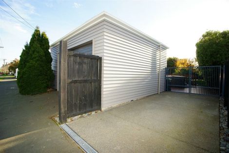 Photo of property in 35 Paparoa Street, Papanui, Christchurch, 8053