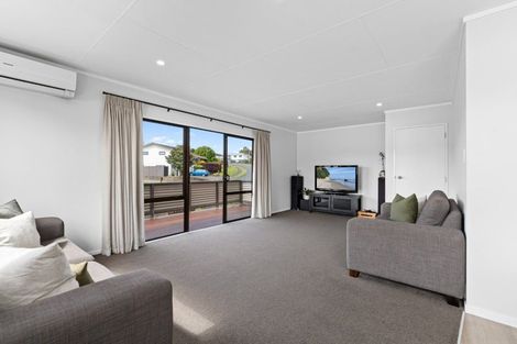 Photo of property in 99 Townhead Crescent, Bethlehem, Tauranga, 3110