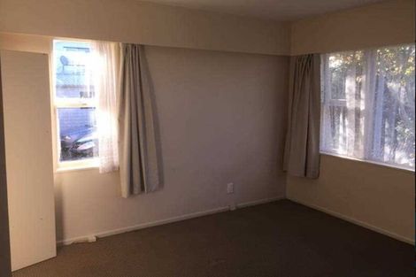 Photo of property in 196 Waimumu Road, Massey, Auckland, 0614