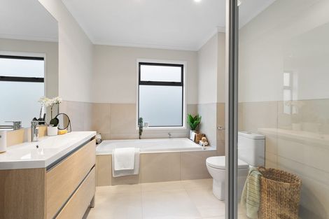 Photo of property in 10/4 Matimati Place, Hobsonville, Auckland, 0616