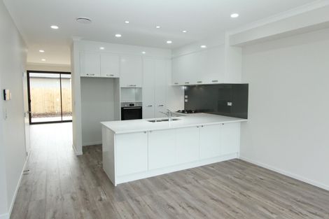 Photo of property in 7 Karokaro Road, Takanini, 2112