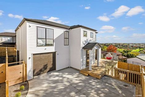 Photo of property in 142c Luckens Road, West Harbour, Auckland, 0618